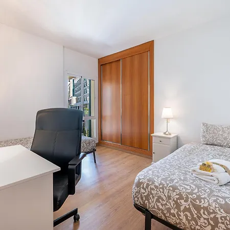 797 - Comodo Con Terraza En El Higueron 푸엔히롤라